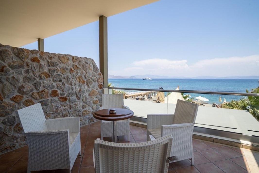 Jacksons Sea View Living Hotel คอสทาวน์ ภายนอก รูปภาพ